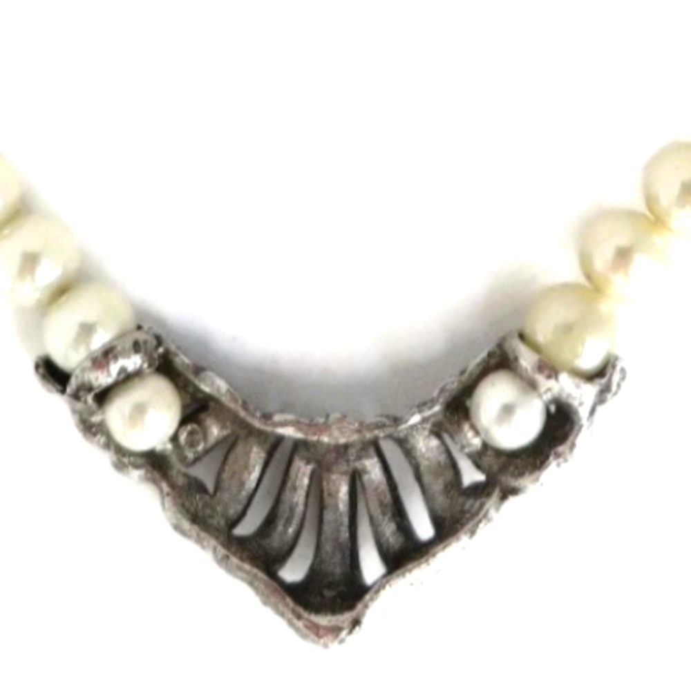 🐦⬛ Exquisite Art Deco Inspired Vivid White Pearl & Silver Statement Necklace - Picture 13 of 13